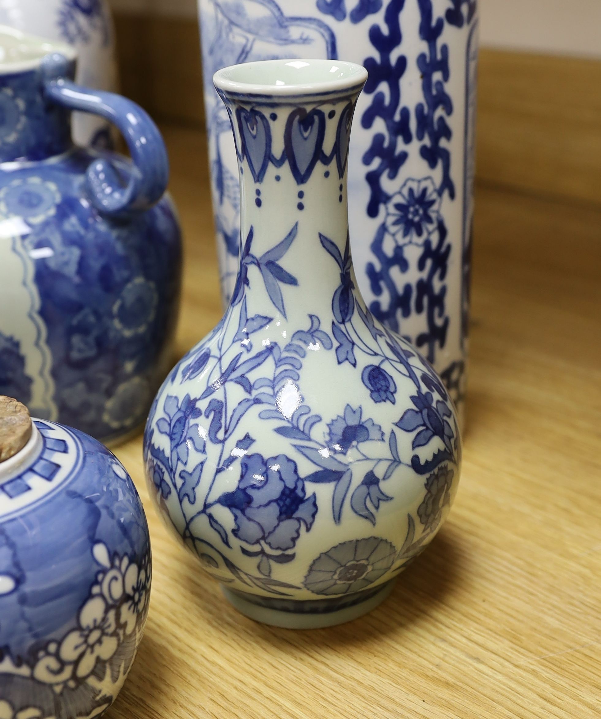 A group of Chinese blue and white porcelain including an early 20th century vase, tallest 28cm